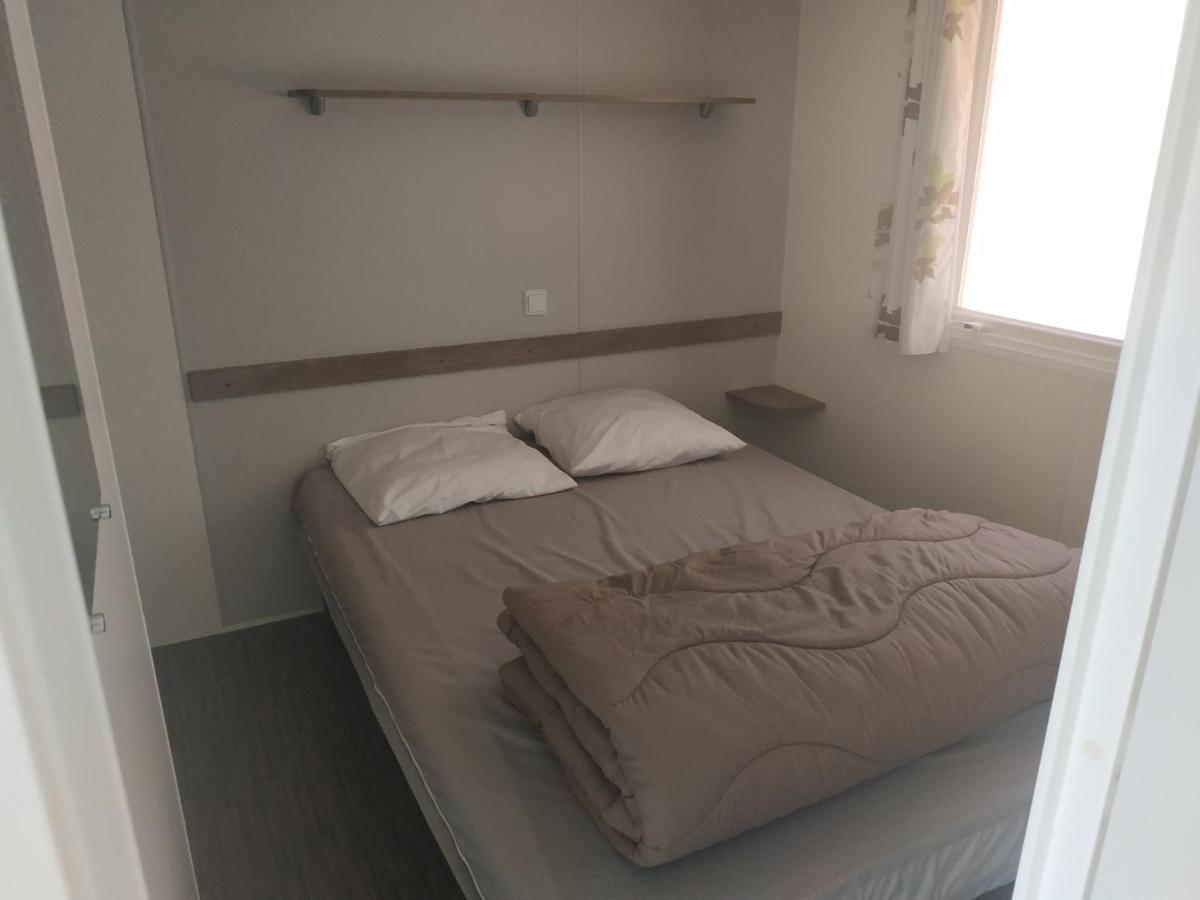 Camping Les Sables 罗纳河畔的图尔农 外观 照片